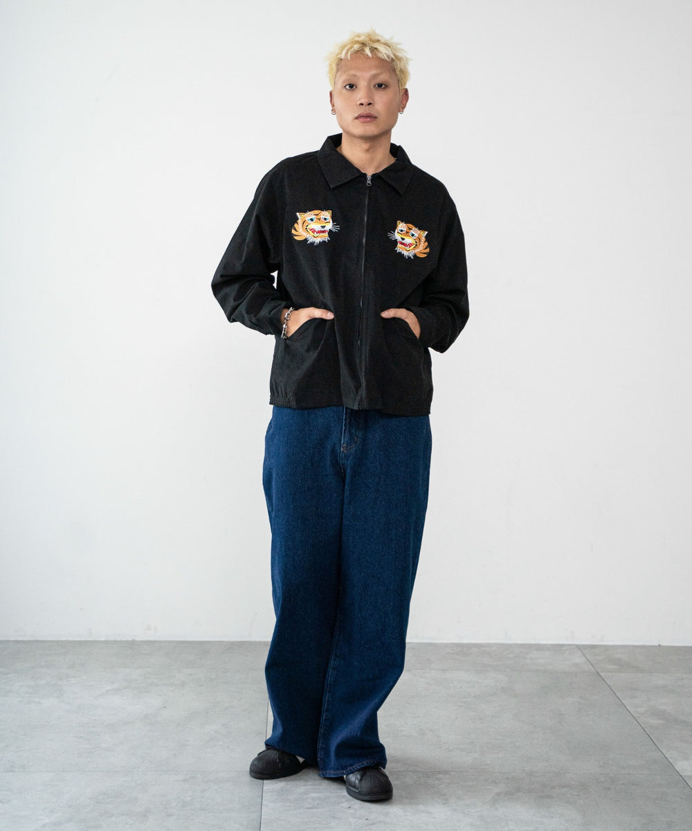 ブラック モデル：178cm L着用