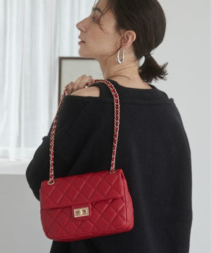 キルティングショルダーBAG