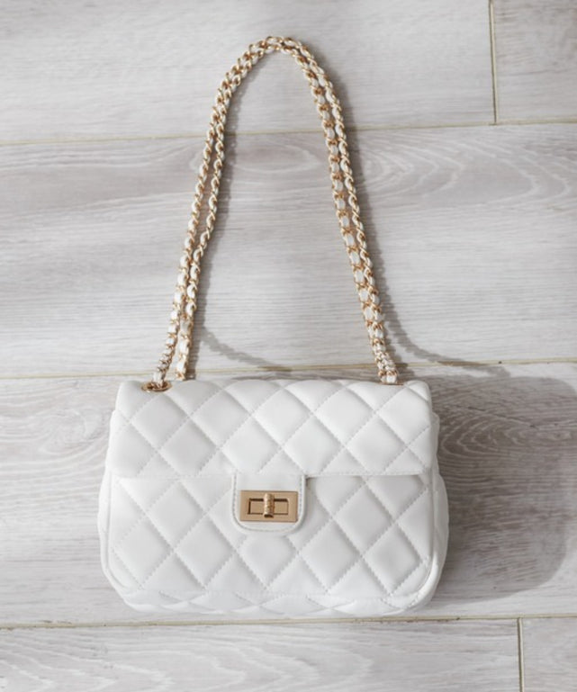 キルティングショルダーBAG