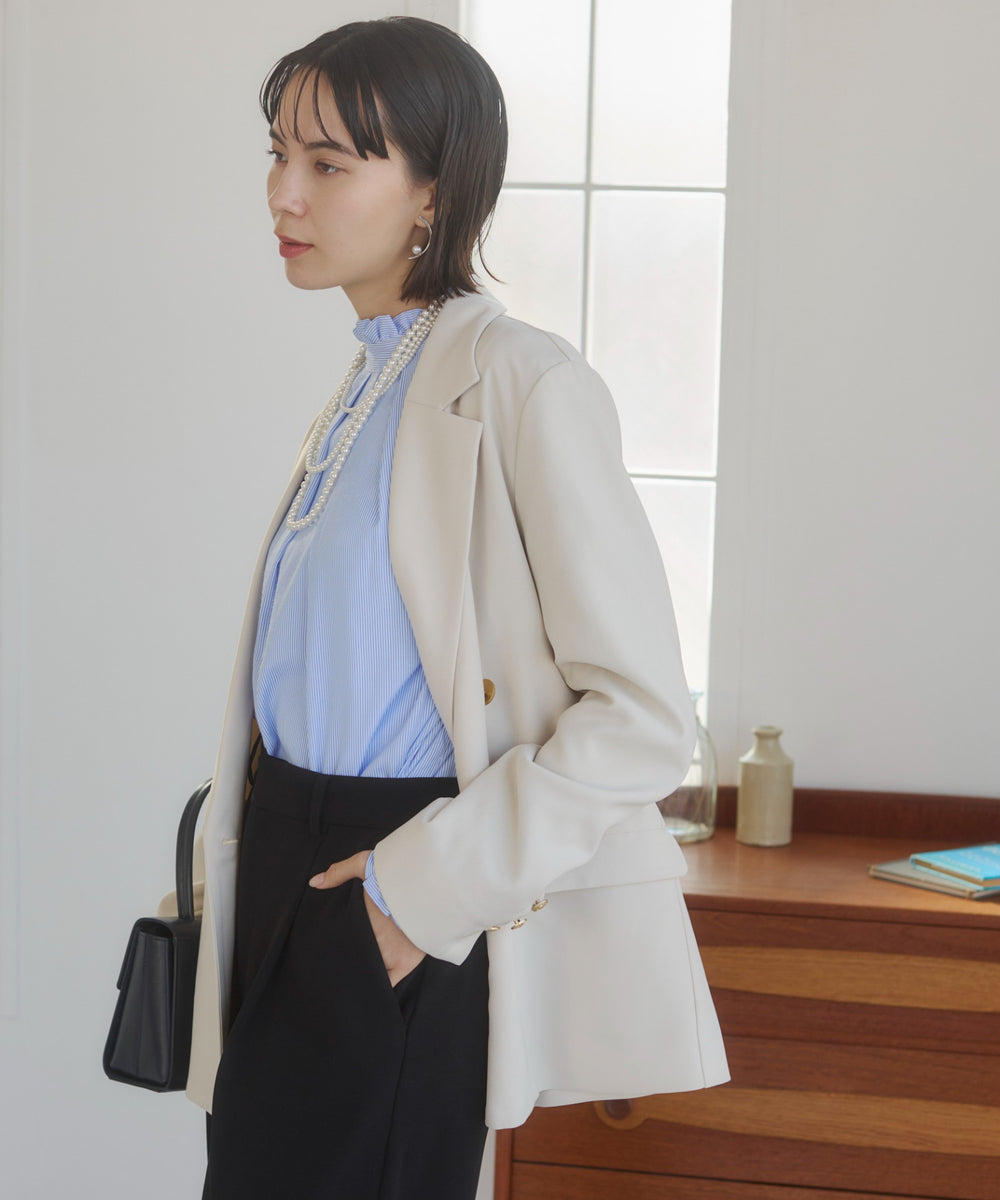 金ボタンダブルブレザージャケット