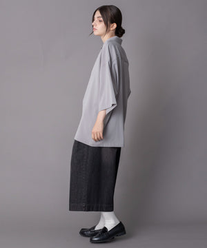 グレー モデル：162cm L着用