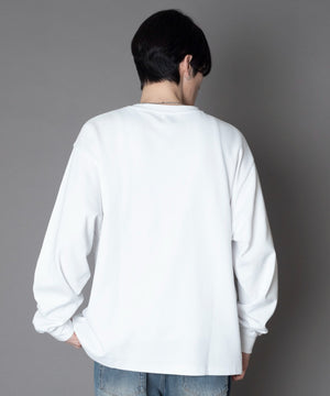 ﾎﾜｲﾄ モデル：180cm L着用