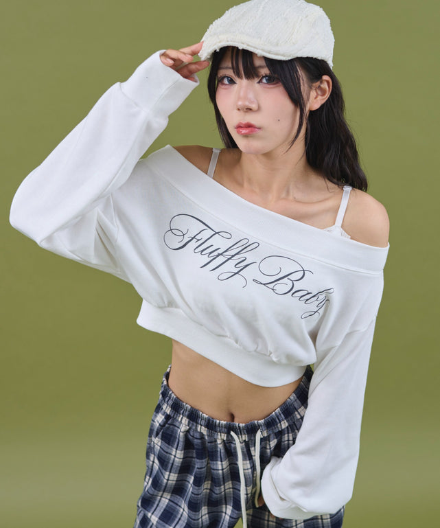 ワイドショルダーロゴスウェット/ホワイト モデル：160cm F着用