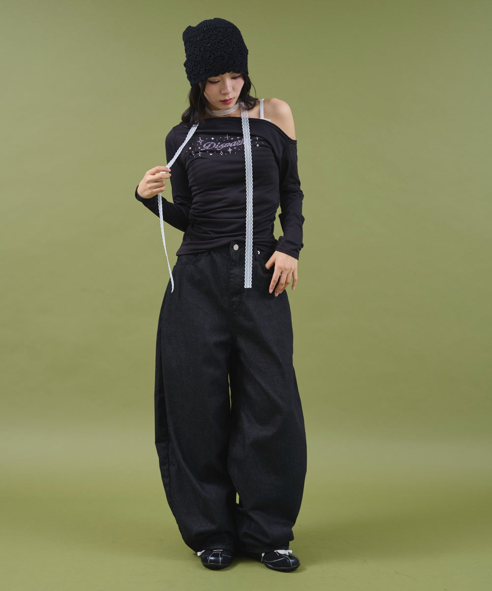 ブラック モデル：160cm S着用