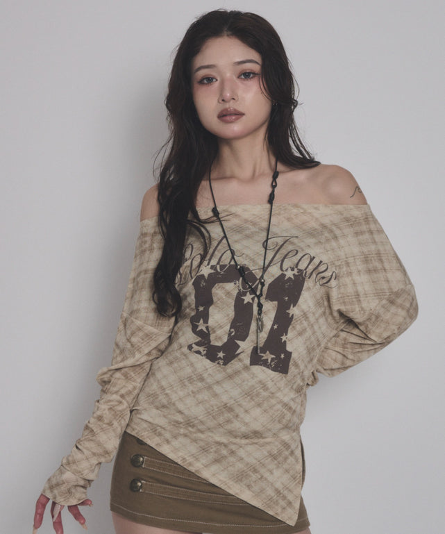 チェックナンバリングシアートップ/ベージュ モデル：163cm F着用