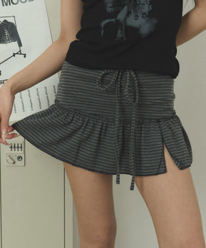 チャコール モデル：160cm F着用