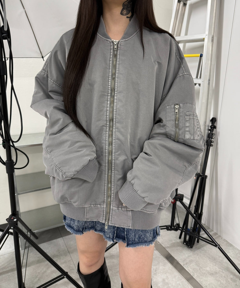 グレー モデル：160㎝ L着用