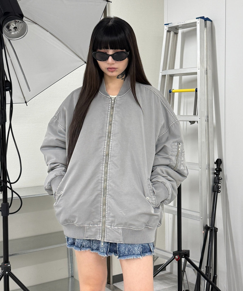 グレー モデル：160㎝ L着用