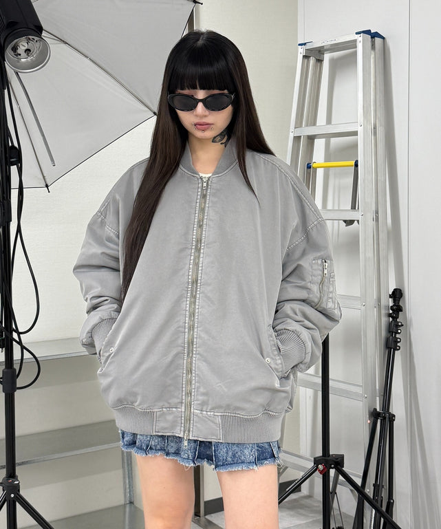 グレー モデル：160㎝ L着用