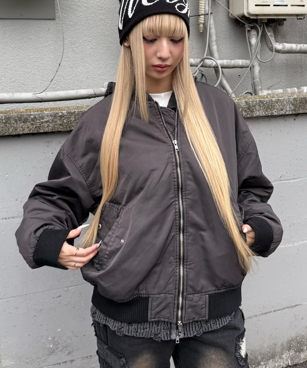 ブラック モデル：167㎝ L着用
