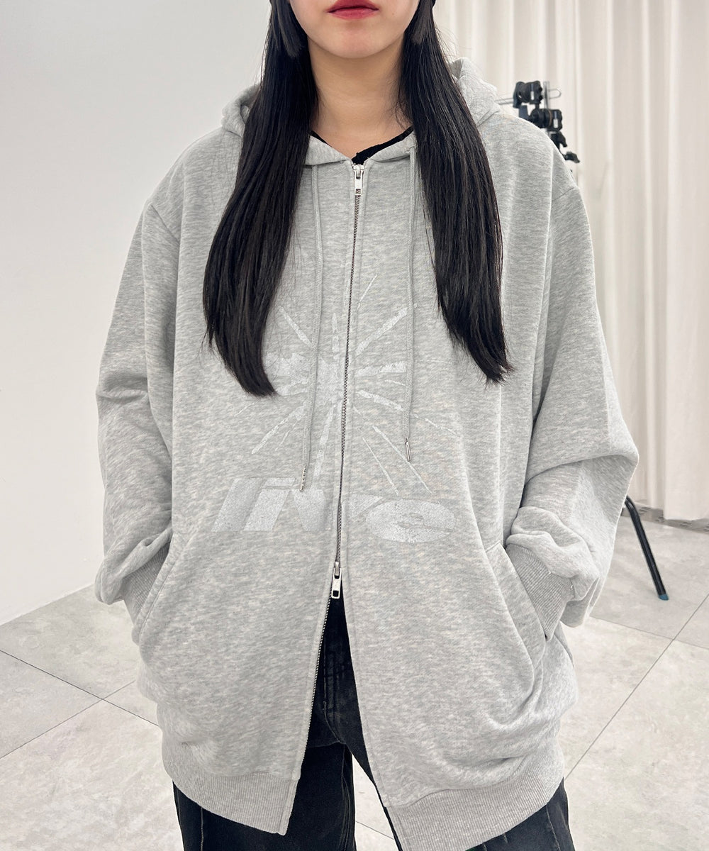 杢グレー モデル：154㎝ L着用
