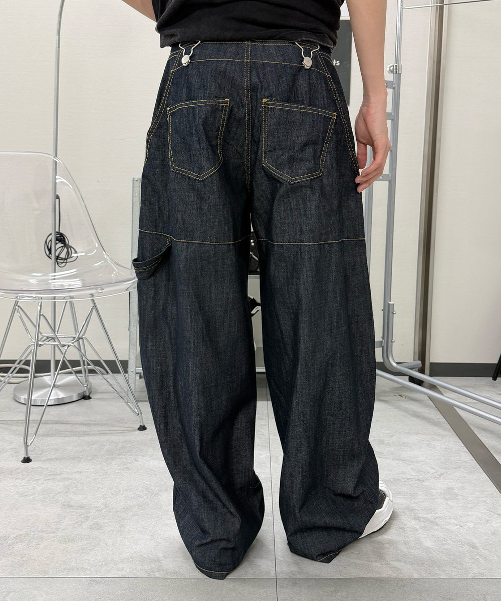 デニムインディゴ モデル:176cm L着用
