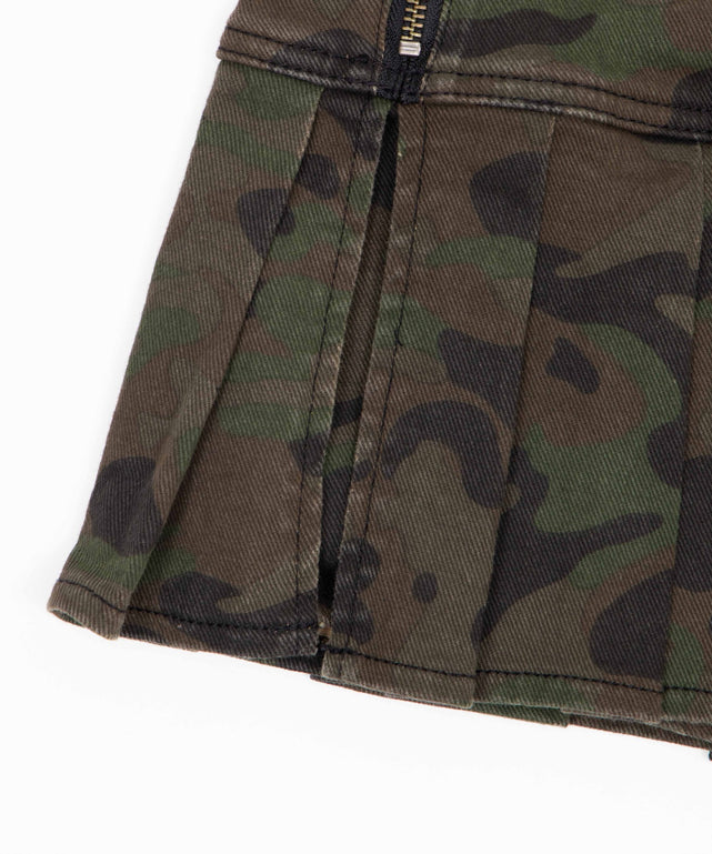 スタッズプリーツスカパン