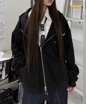 ブラック 　モデル：159cm F着用
