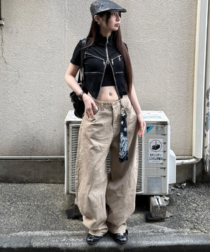 ベージュ モデル：159cm S着用