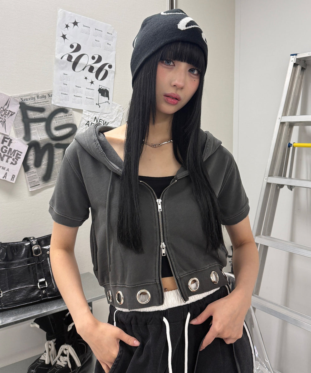 チャコール モデル:168cm F着用