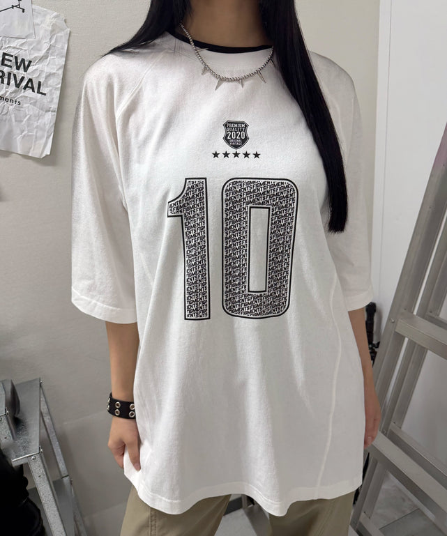ナンバリングフェードビッグTシャツ/ホワイト モデル:168cm  F着用