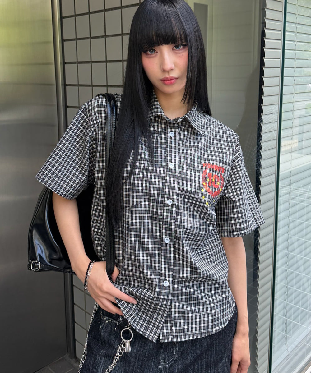 エンブレムミニチェックシャツ