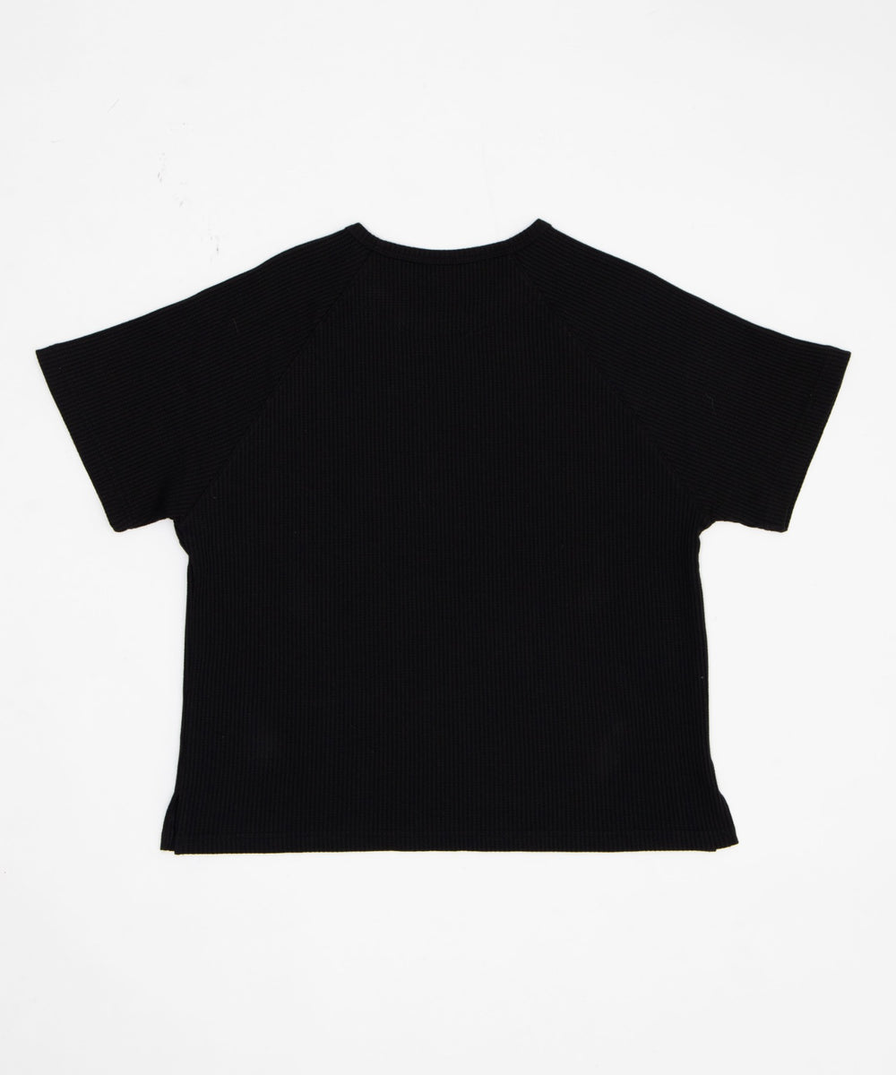 メタルボタンイレギュラーヘンリーTシャツ