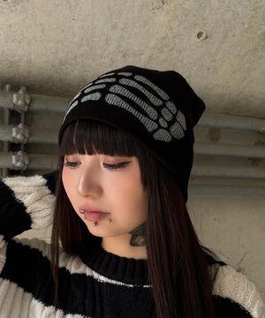 ブラック