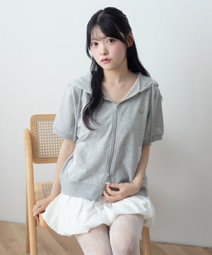 グレー モデル：155cm F着用