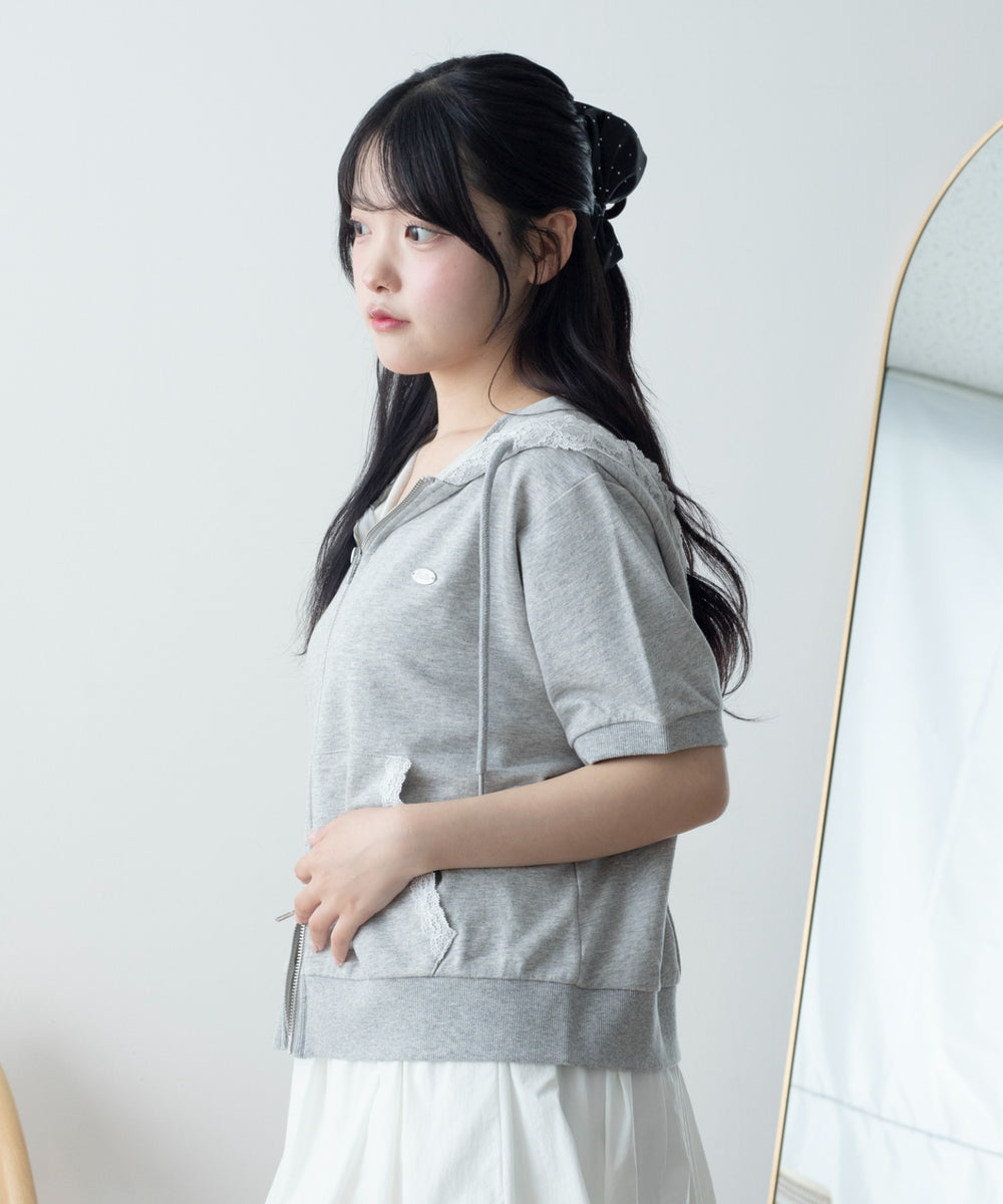 グレー モデル：155cm F着用