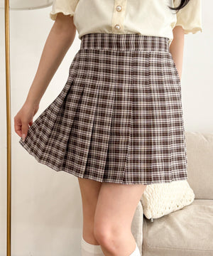ブラウン モデル：155cm F着用