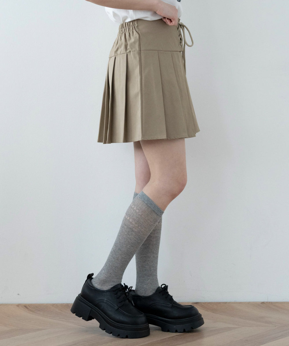 ベージュ モデル：155cm F着用