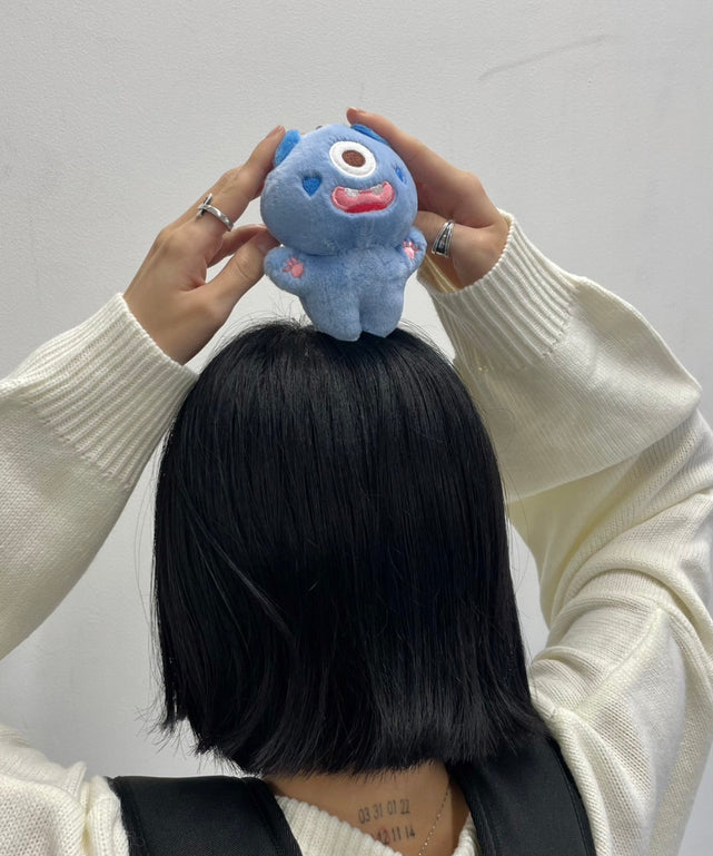ブルー