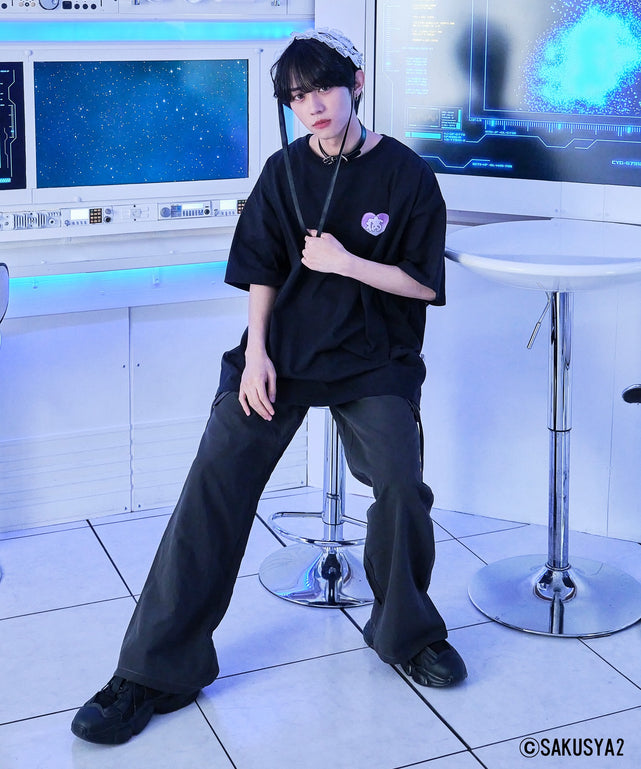 ブラック