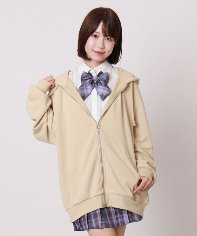ベージュ