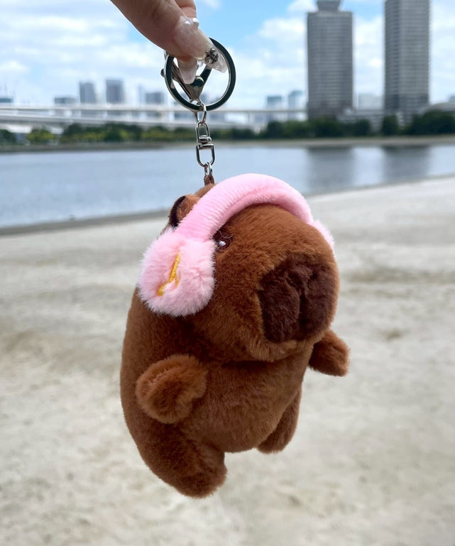 ヘッドホンカピバラぬいぐるみキーホルダー/ピンク