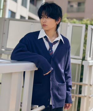 ネイビー モデル：175cm Lサイズ着用
