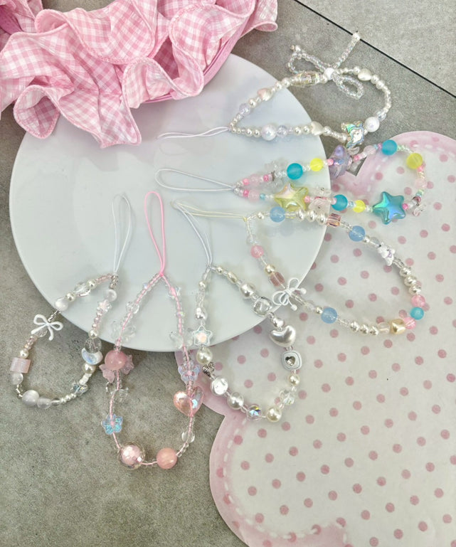左から柄１６、柄８、柄１５、柄１９、柄３、柄１４