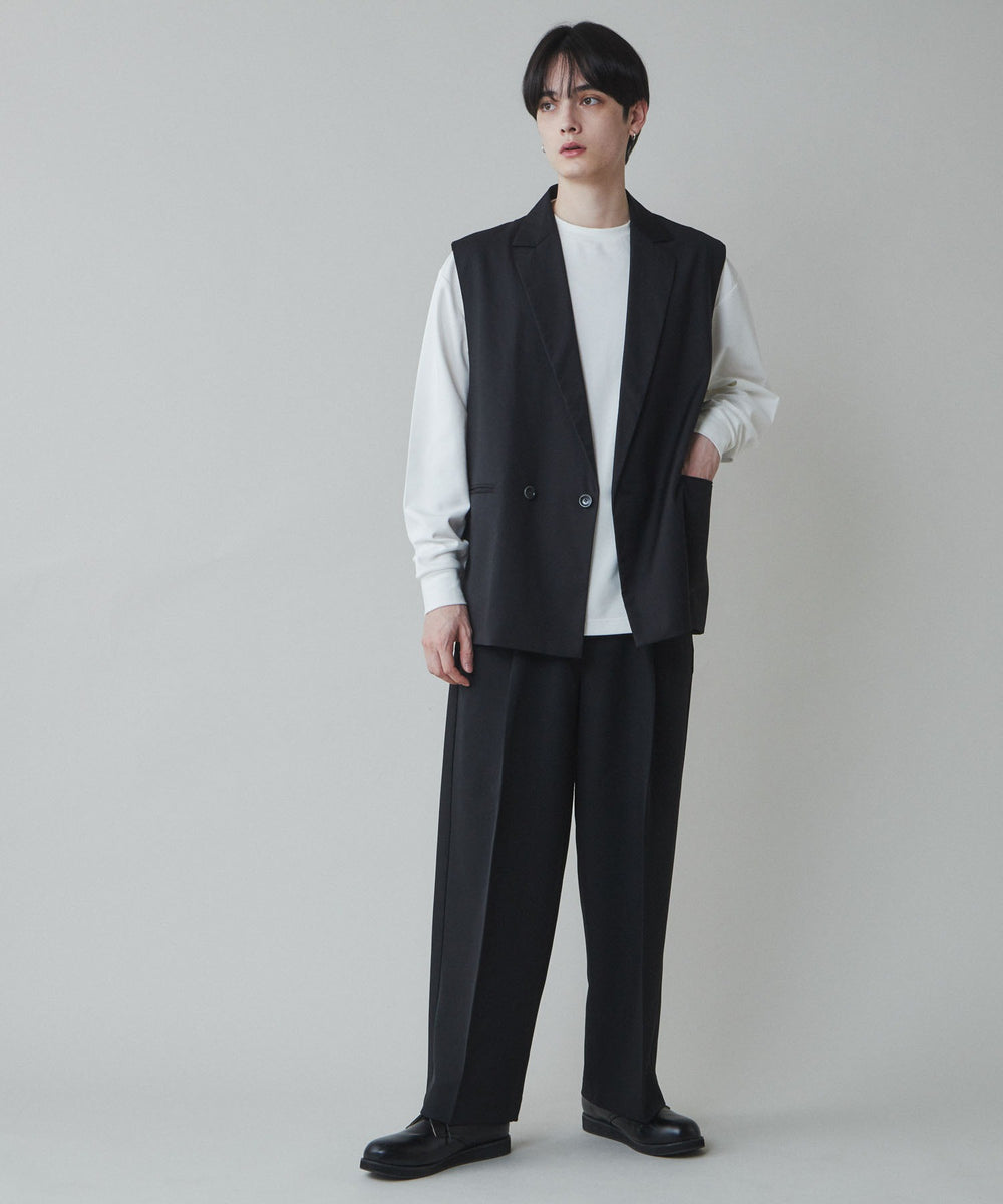 ブラック モデル：180cm F着用