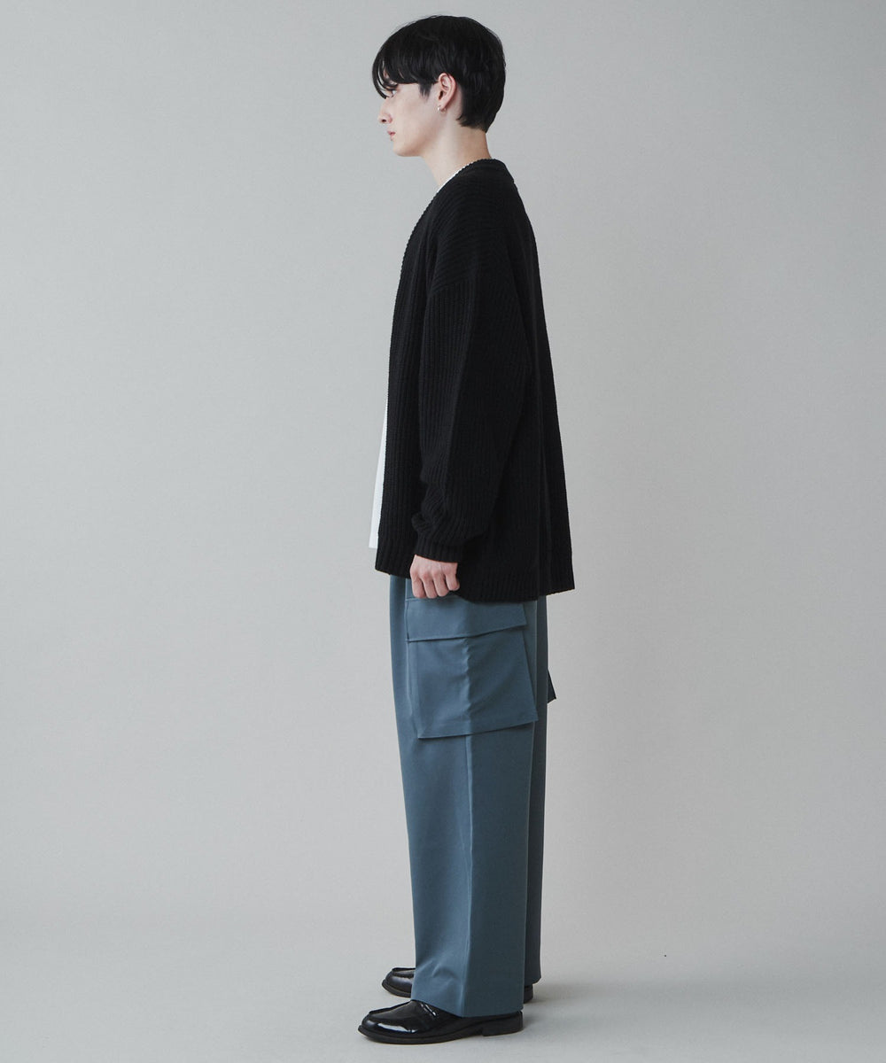 ブルーその他 モデル：180cm L着用
