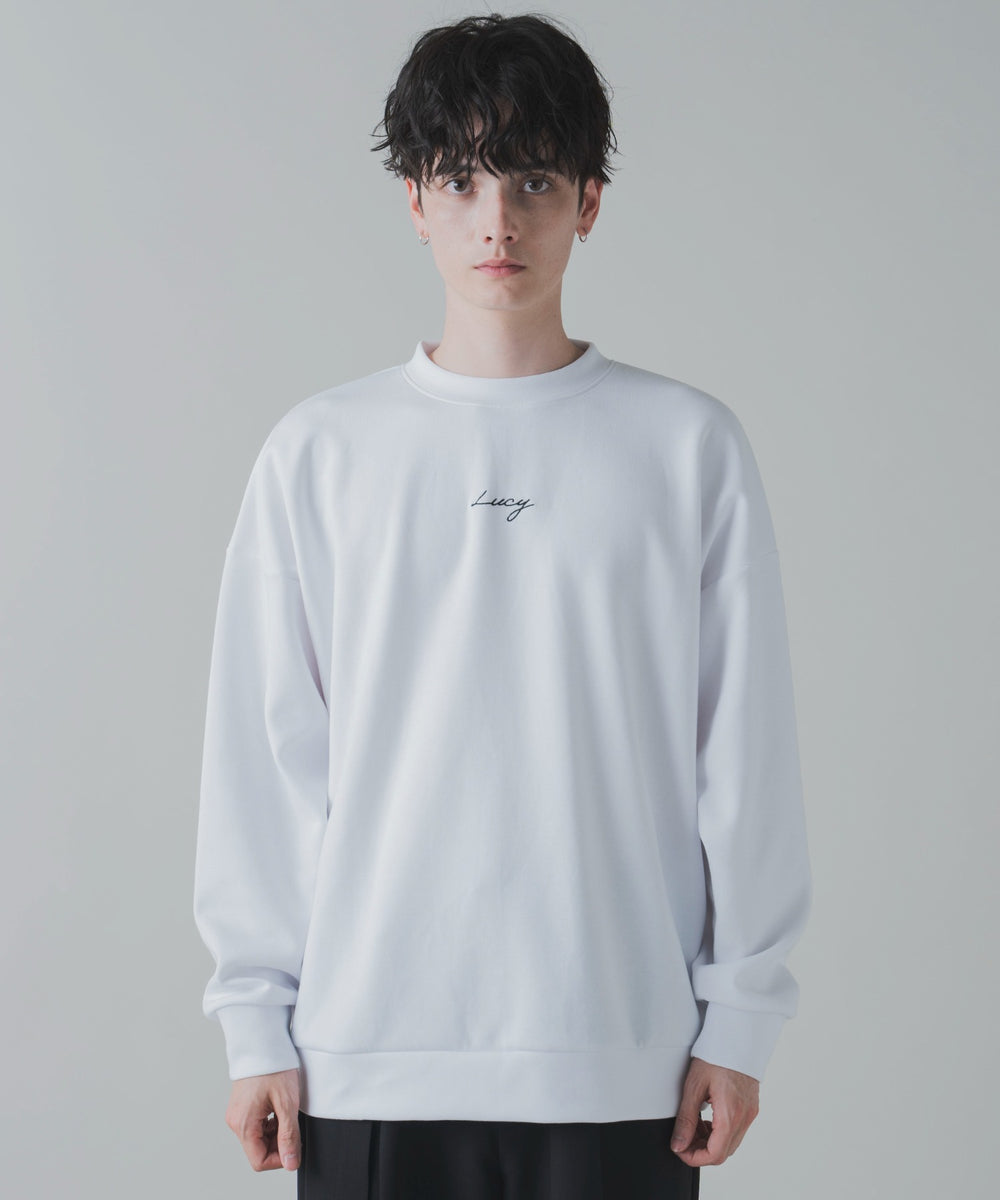 ホワイト モデル：180cm L着用
