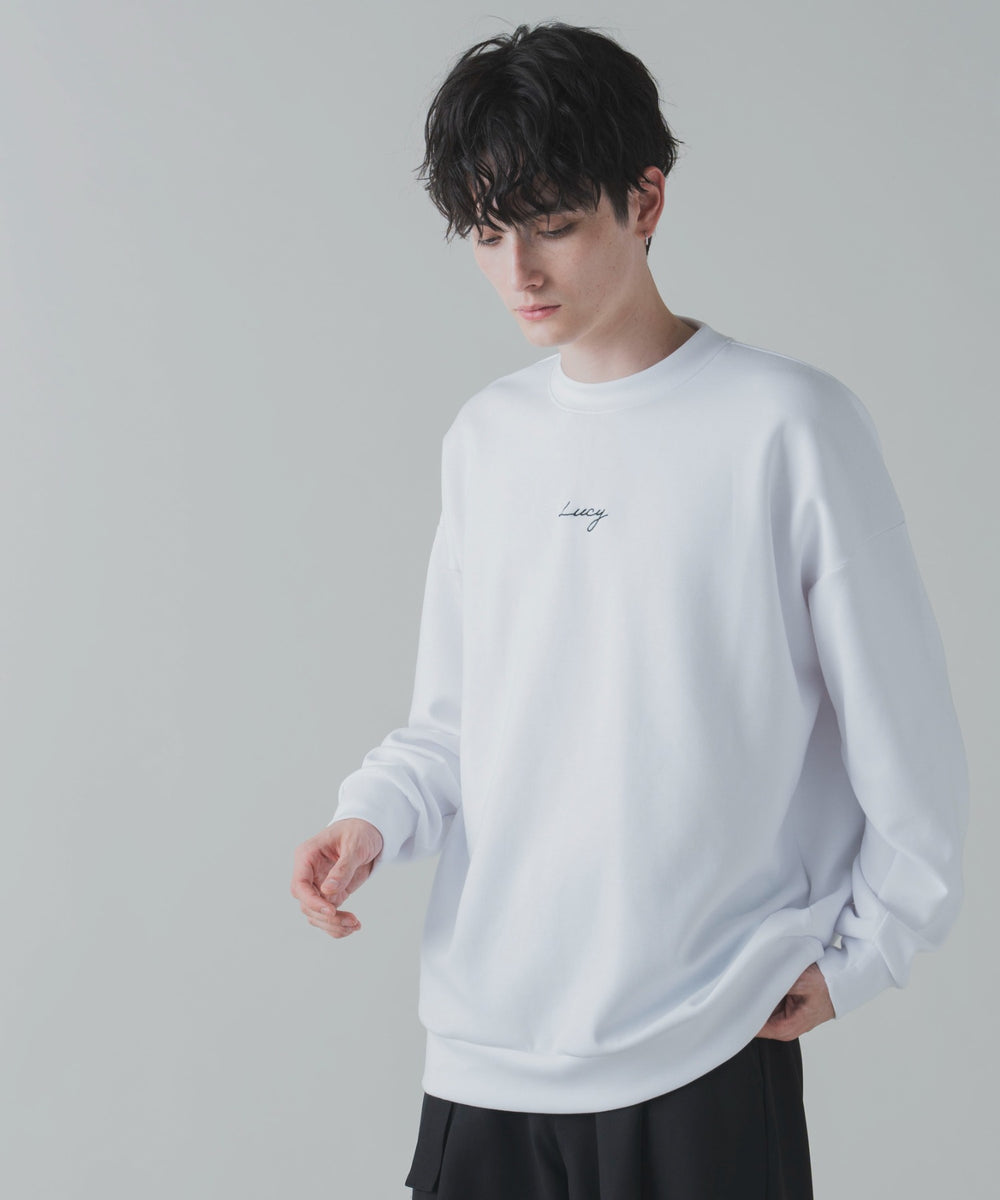 ホワイト モデル：180cm L着用
