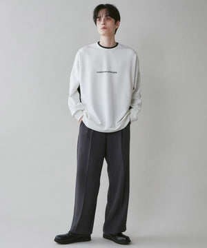 ホワイト モデル：180cm L着用