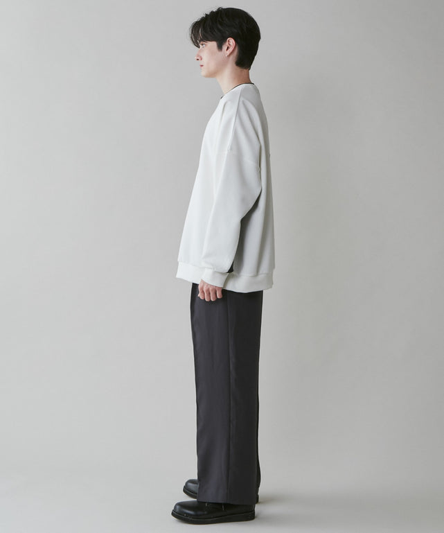 ホワイト モデル：180cm L着用