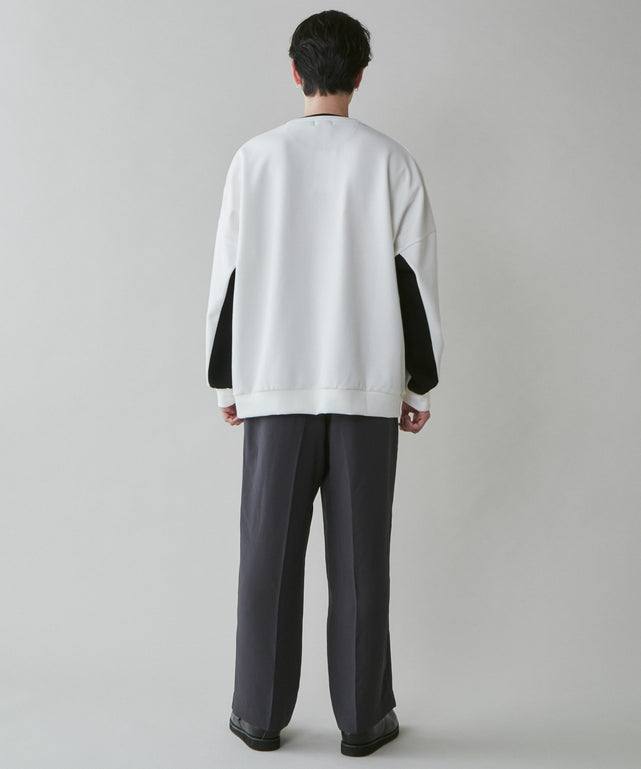 ホワイト モデル：180cm L着用