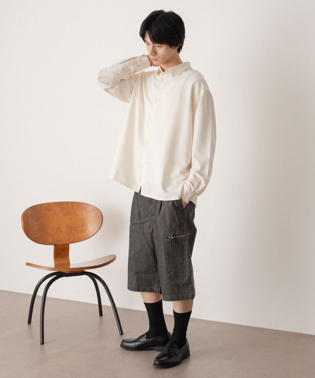 オフホワイト モデル：180cm L着用