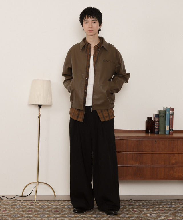ブラウン モデル：180cm L着用
