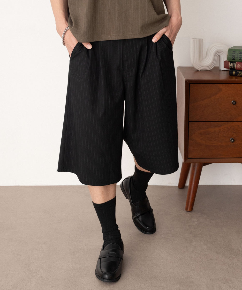 ブラックストライプ モデル：180cm L着用