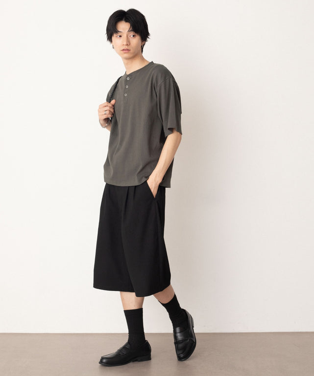 ブラック モデル：180cm L着用