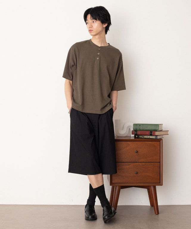 ブラックストライプ モデル：180cm L着用
