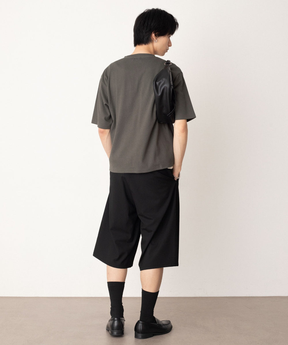 ブラック モデル：180cm L着用