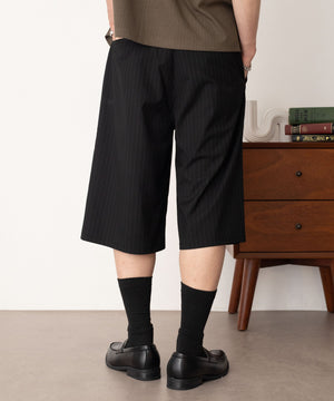 ブラックストライプ モデル：180cm L着用