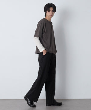 ブラックストライプ モデル：180cm L着用
