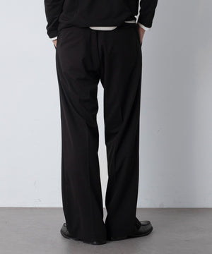 ブラック モデル：180cm L着用